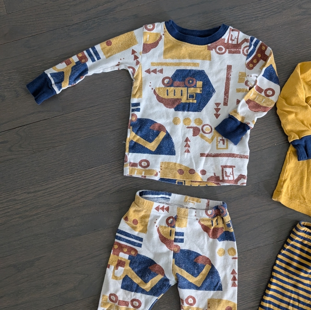 Carter's Baby Boy Construction Tops & Bottoms Pajama Set, 18 Months - Picture 3 of 6